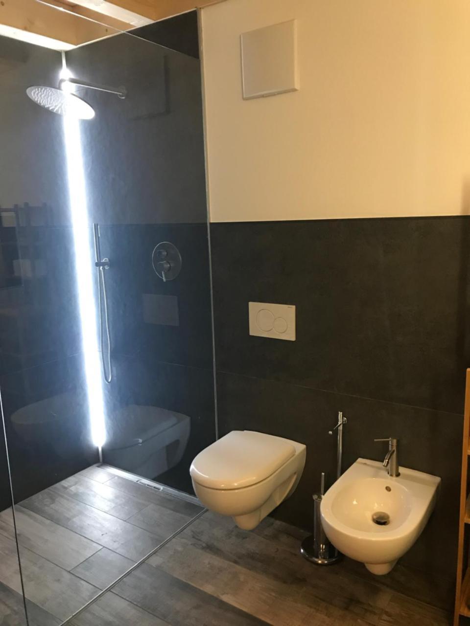 Antonya Apartamento Scena