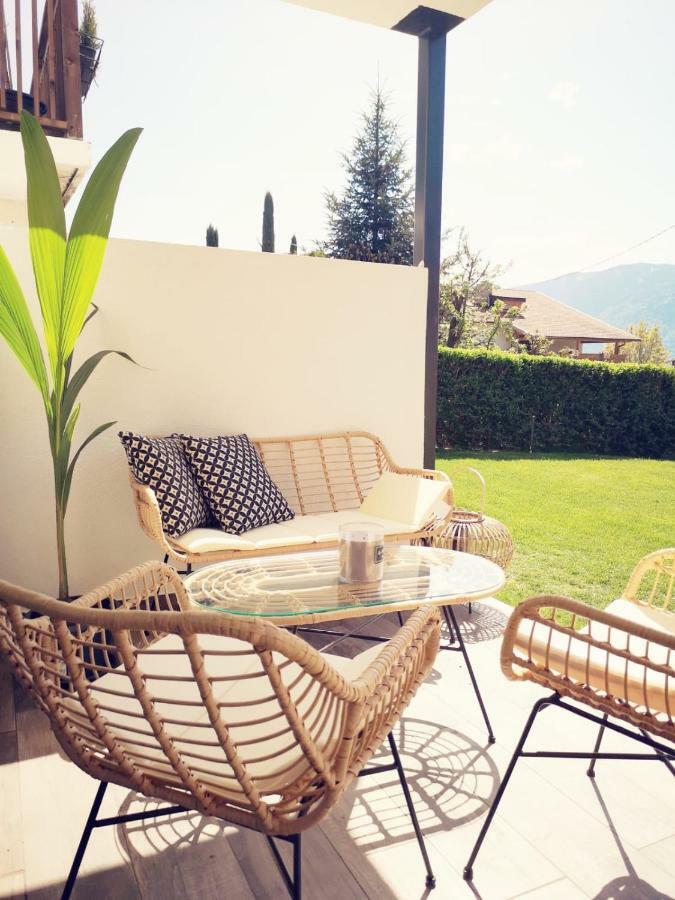 Antonya Apartamento Scena